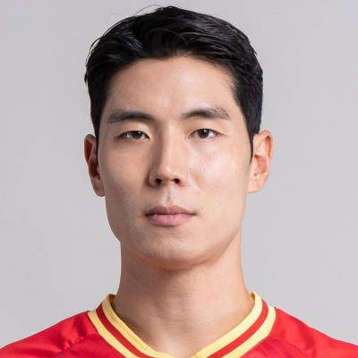 Yiyoung Park
